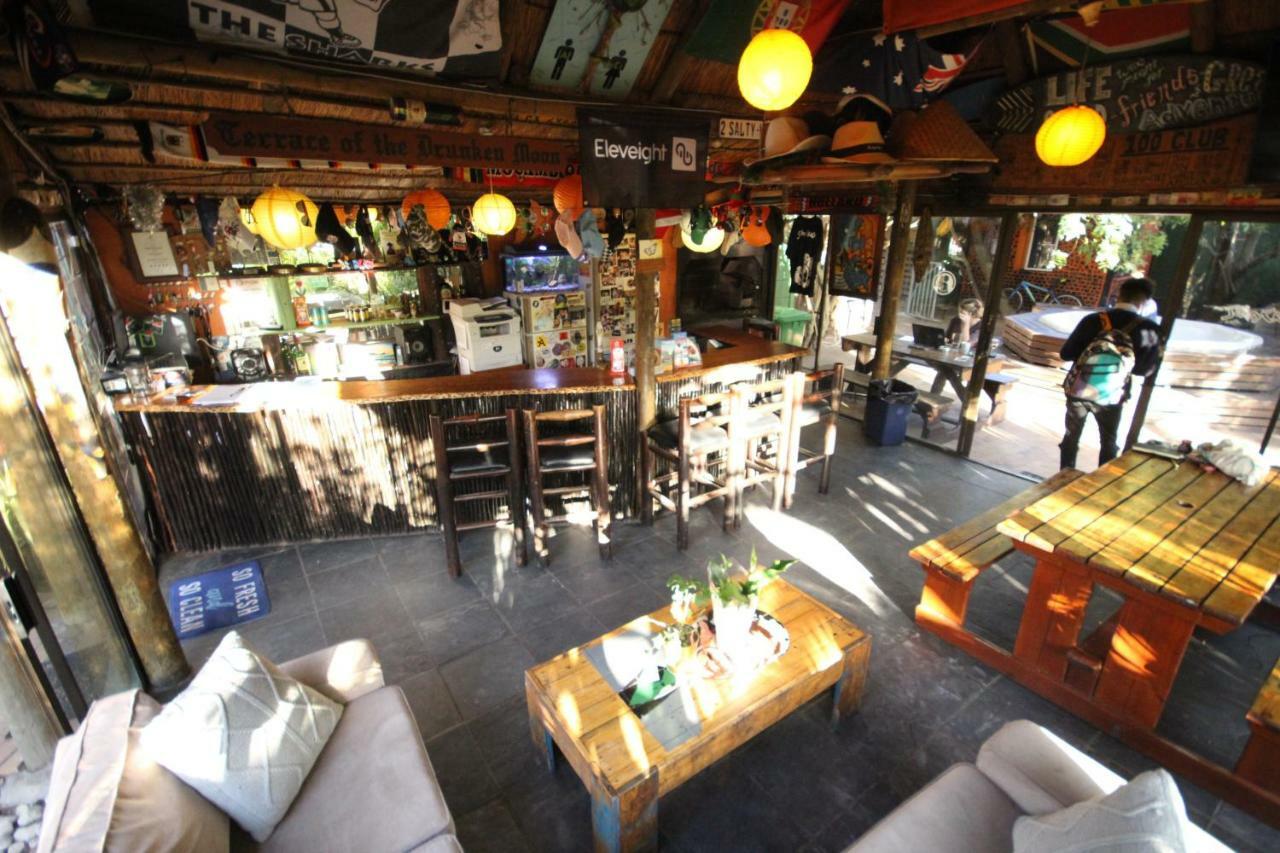 Saltycrax Backpackers And Surf Hostel By Curiocity Bloubergstrand Zewnętrze zdjęcie
