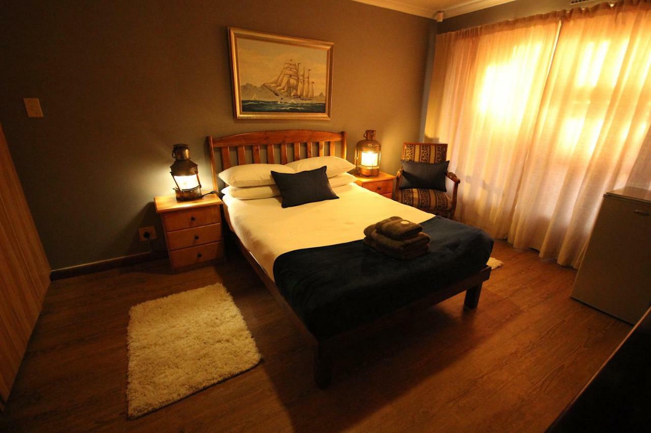 Saltycrax Backpackers And Surf Hostel By Curiocity Bloubergstrand Zewnętrze zdjęcie