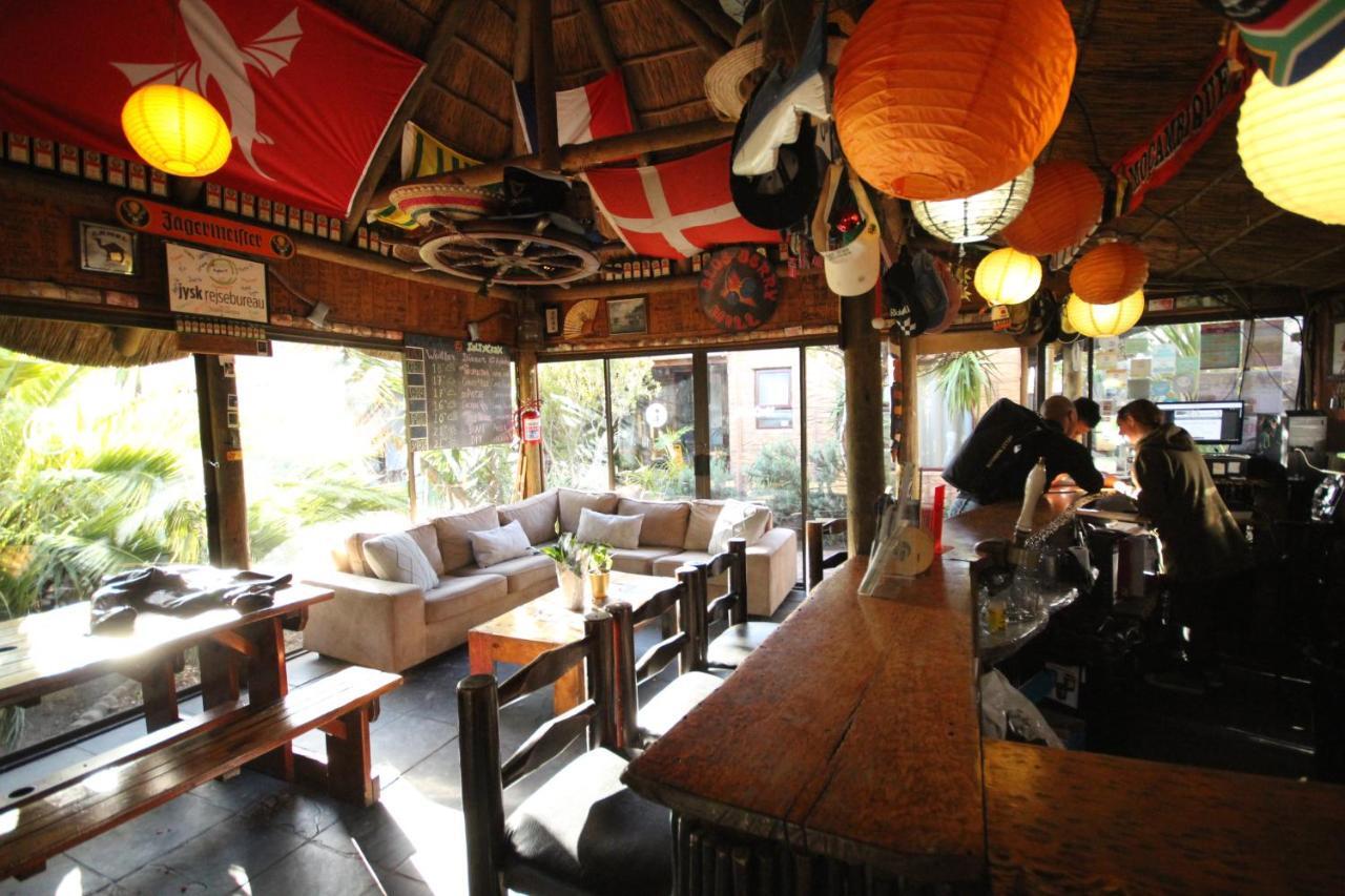 Saltycrax Backpackers And Surf Hostel By Curiocity Bloubergstrand Zewnętrze zdjęcie