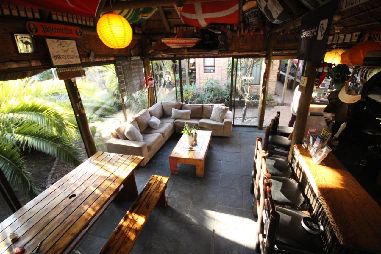 Saltycrax Backpackers And Surf Hostel By Curiocity Bloubergstrand Zewnętrze zdjęcie